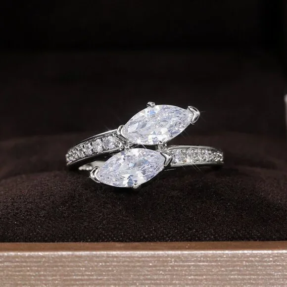 😍GORGEOUS 14K WHITE GOLD TWISTED DOUBLE MARQUIS TRENDY FASHION RING, K912 - Picture 8 of 13